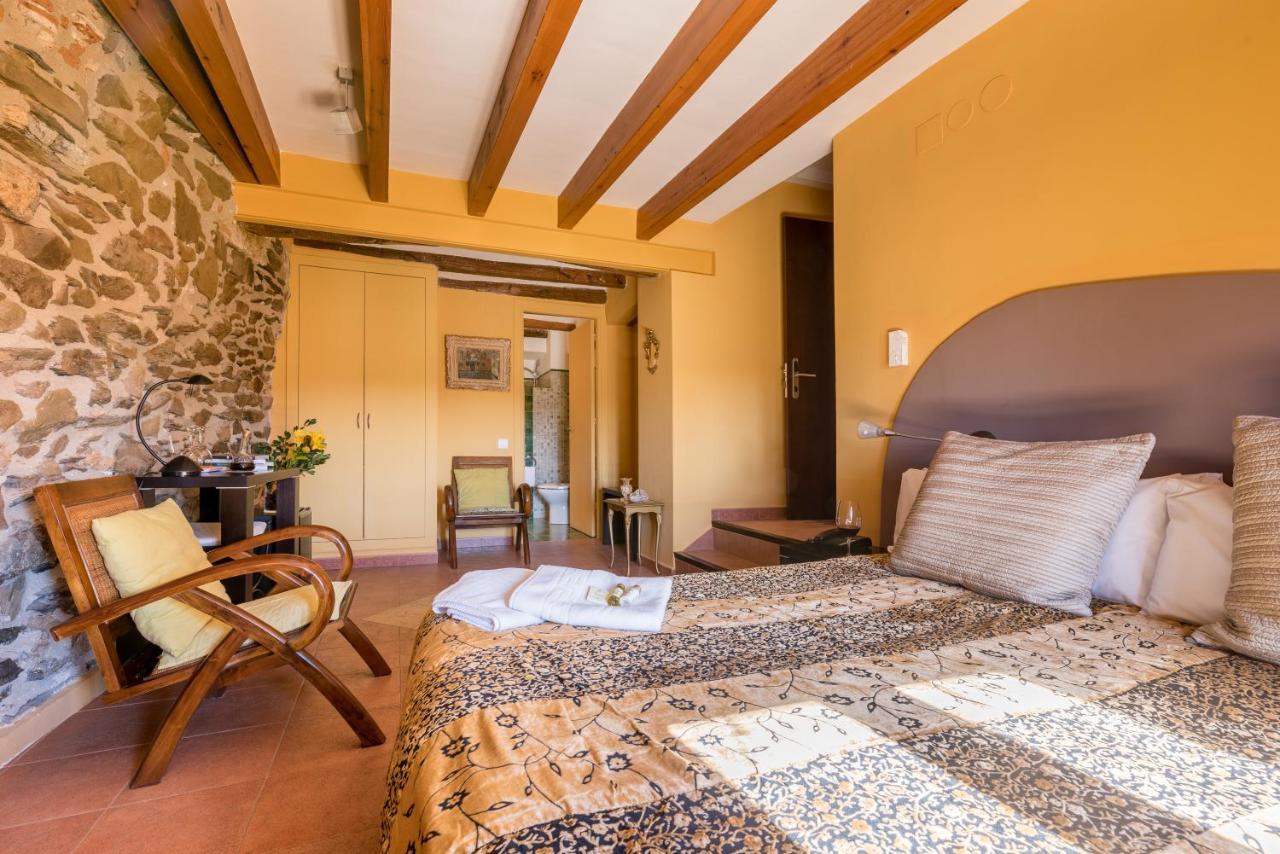 Hotel Cal Llop Гратальопс Экстерьер фото