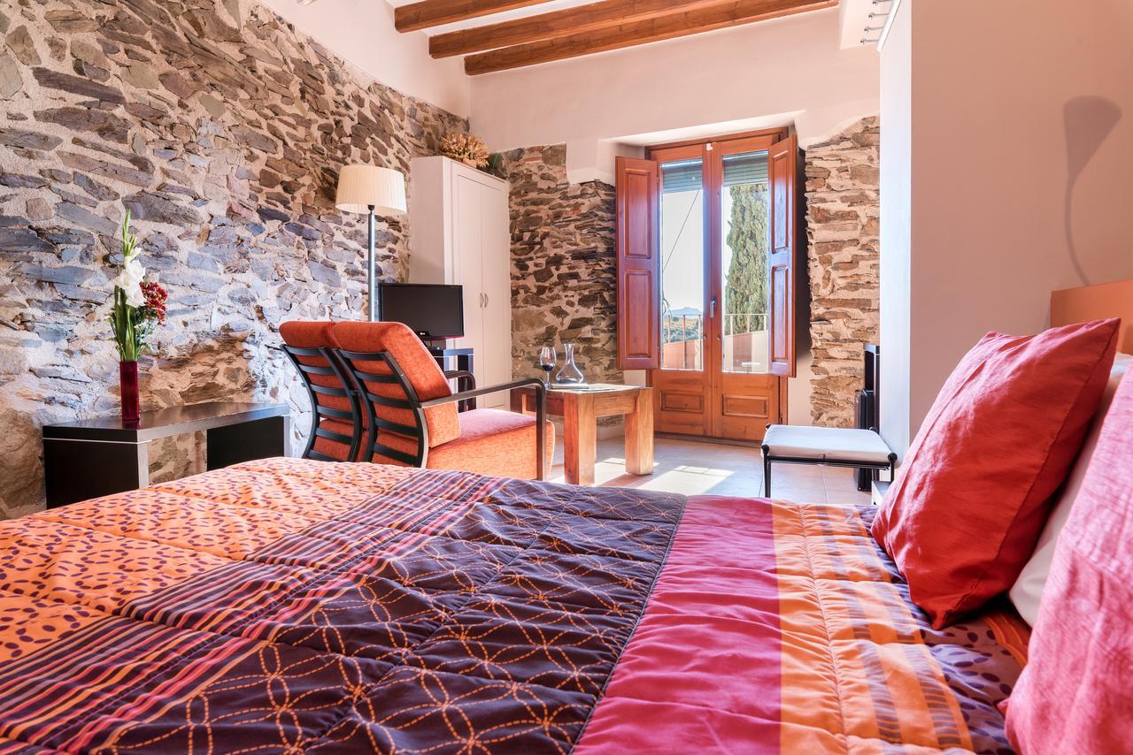 Hotel Cal Llop Гратальопс Экстерьер фото